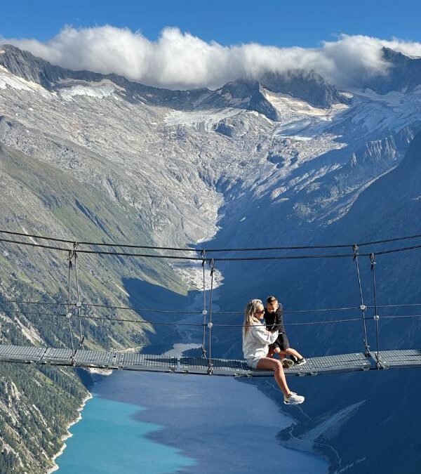 Hiking to Olpererhütte & Suspension Bridge Tips